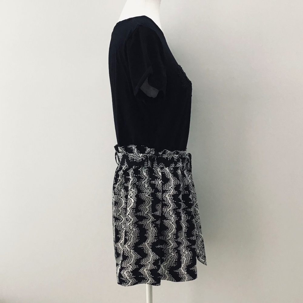 COUNTRY ROAD size 8/10 black and white shorts with tie belt and elastic waist - Picture 4 of 8